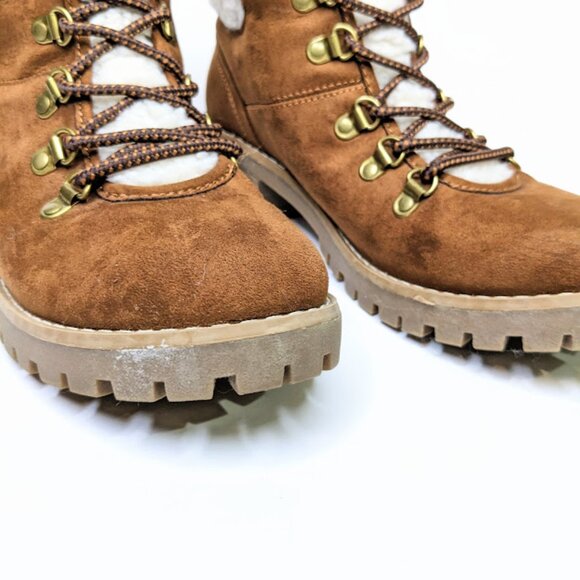 St. John's Bay Faux Fur Lined Booties Womens 8 Tan Casual Brown Hiking Boot - Picture 3 of 7